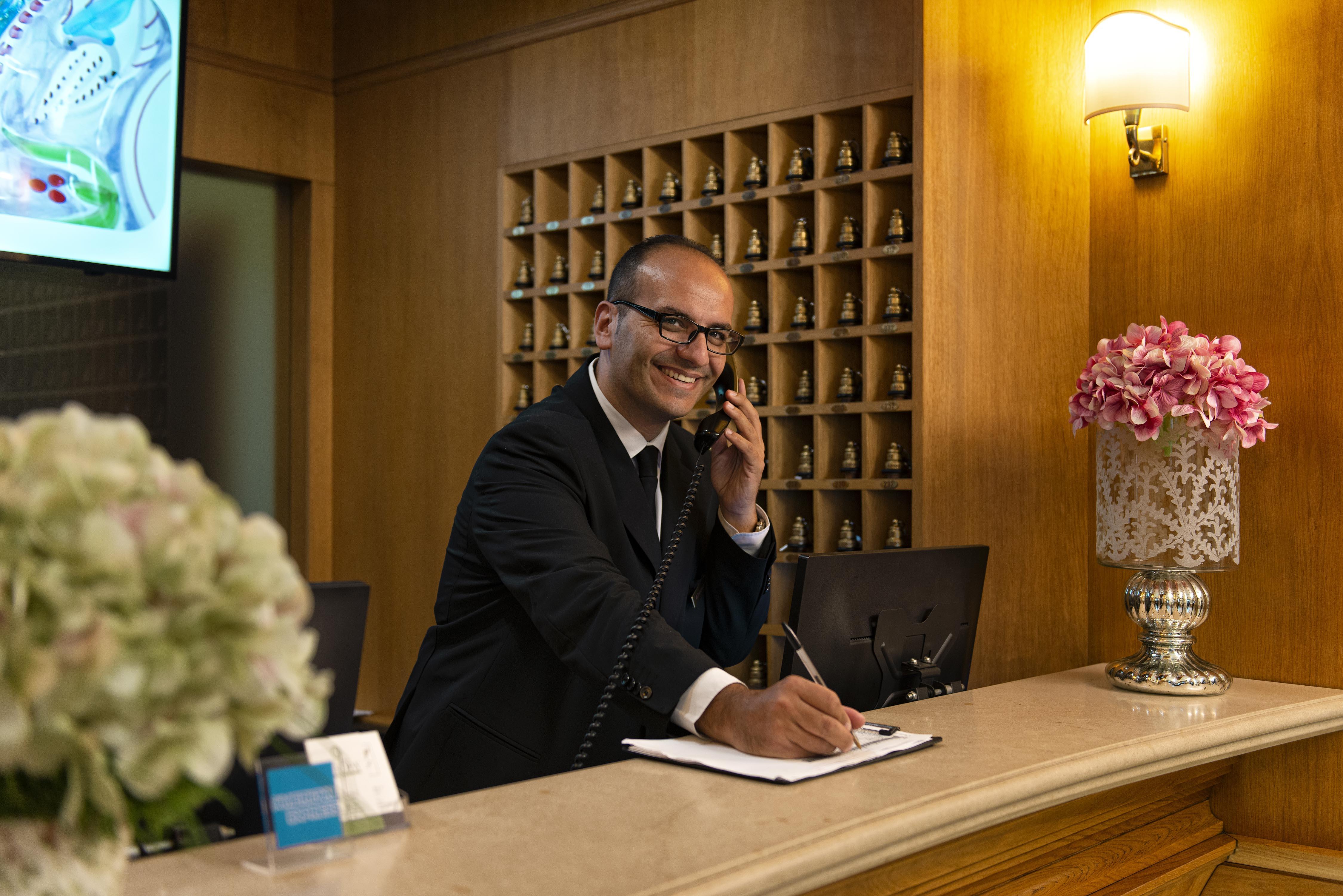 แกรนด์ โฮเทล ยูโรปา Hotel เนเปิลส์ ภายนอก รูปภาพ