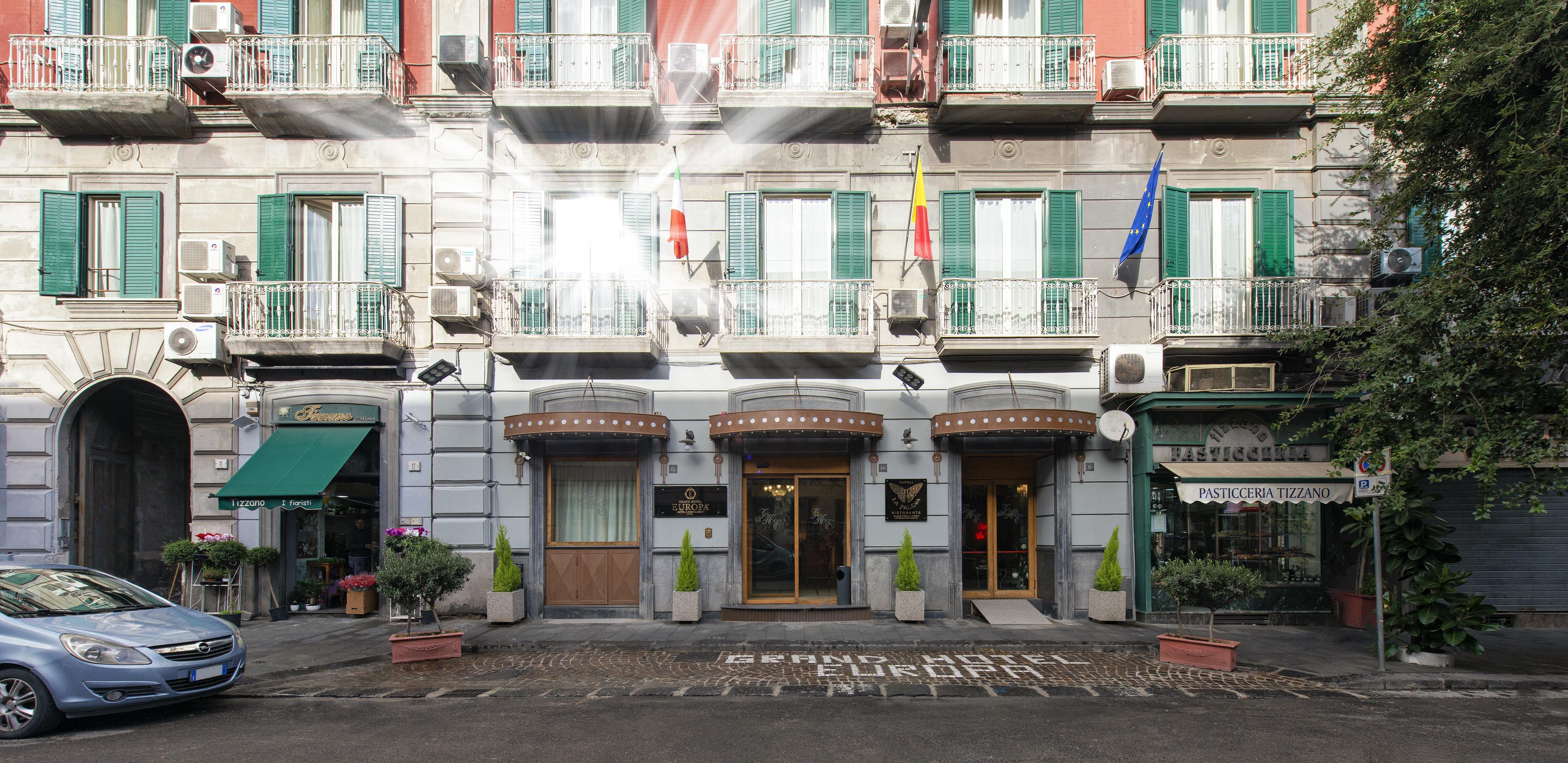 แกรนด์ โฮเทล ยูโรปา Hotel เนเปิลส์ ภายนอก รูปภาพ